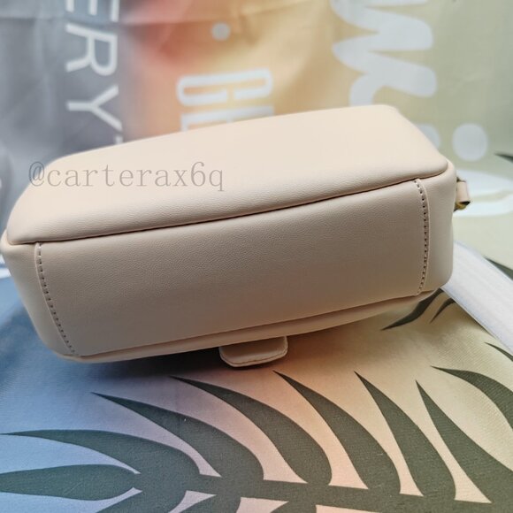 Coach Pillow Tabby Crossbody Bag 20 - Picture 5 of 13